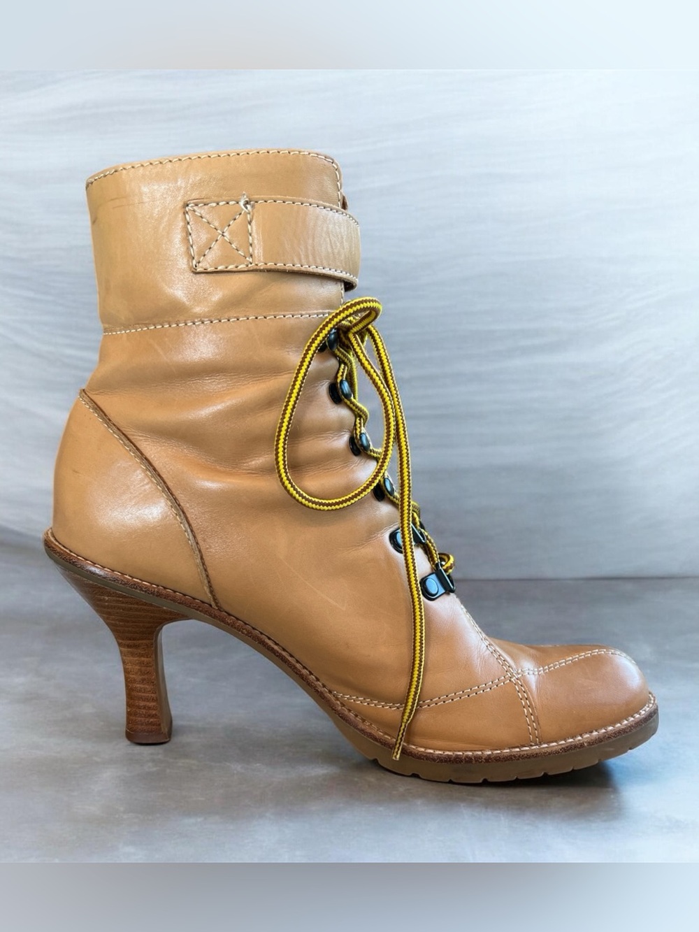Nine West Tan Leather Lace-Up Heeled Ankle Boots with Yellow Laces - Picture 4 of 7